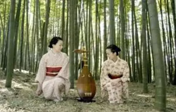 旧古河庭園 ≪彩り鮮やかな秋の庭≫「紅葉とバラ、和と洋の秋」を11/9（土）から開催