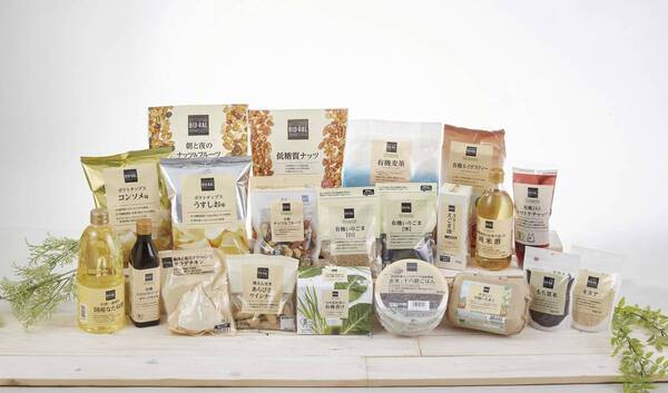 ライフの自然派プライベートブランドからグミが初登場！国産果汁を使用した「BIO-RAL　てんさい糖使用のみかんグミ／ぶどうグミ」を新発売