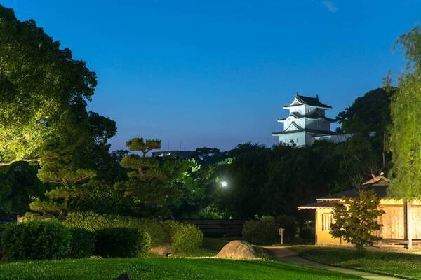 【BBQ&Co】ピクニック感覚で楽しむ、桜×デザートでキュン♡さくら名所100選の明石公園カフェ&レストラン「TTT」、特別プランで春の優雅なひとときを