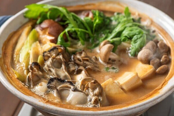 【12/20㊎スタート！送料無料】旬の松葉ガニや能登の牡蠣鍋など、年末年始のごちそうをお得にお取り寄せ【旅する久世福e商店】