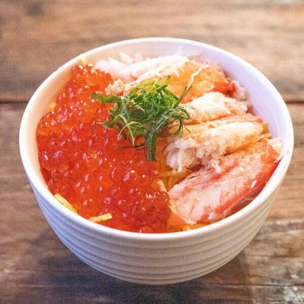 【12/20㊎スタート！送料無料】旬の松葉ガニや能登の牡蠣鍋など、年末年始のごちそうをお得にお取り寄せ【旅する久世福e商店】