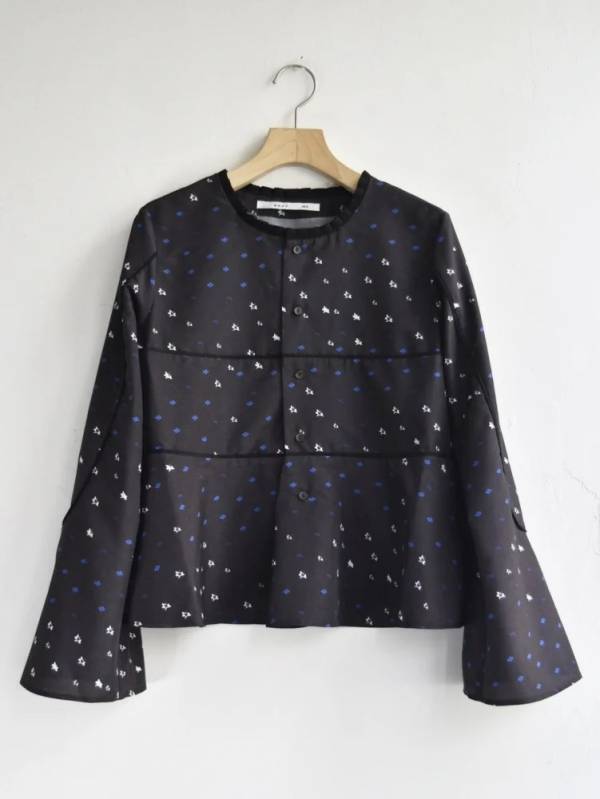 NAVY.WO(ネイビー・ウォ）が2024年春夏シーズンも継続するコンセプト【sustainability standard】シリーズに「… and a flower」新作を発売