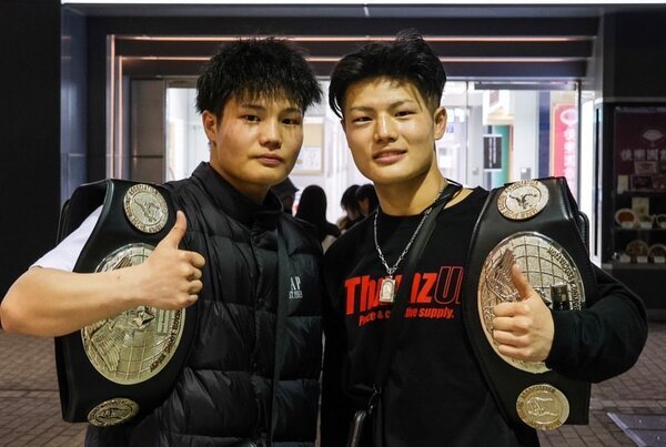 双子でシュートボクシング日本チャンピオン 山田彪太朗・山田虎矢太 選手のサイン入りグローブが当たるキャンペーン開催！