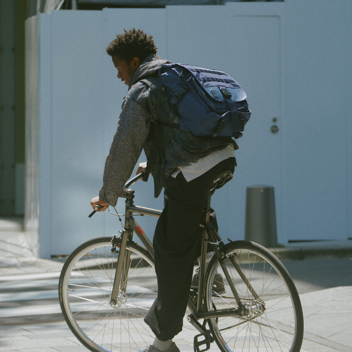 ENGINEERED GARMENTS × CHROMEによる初のコラボバッグが日米同時発売