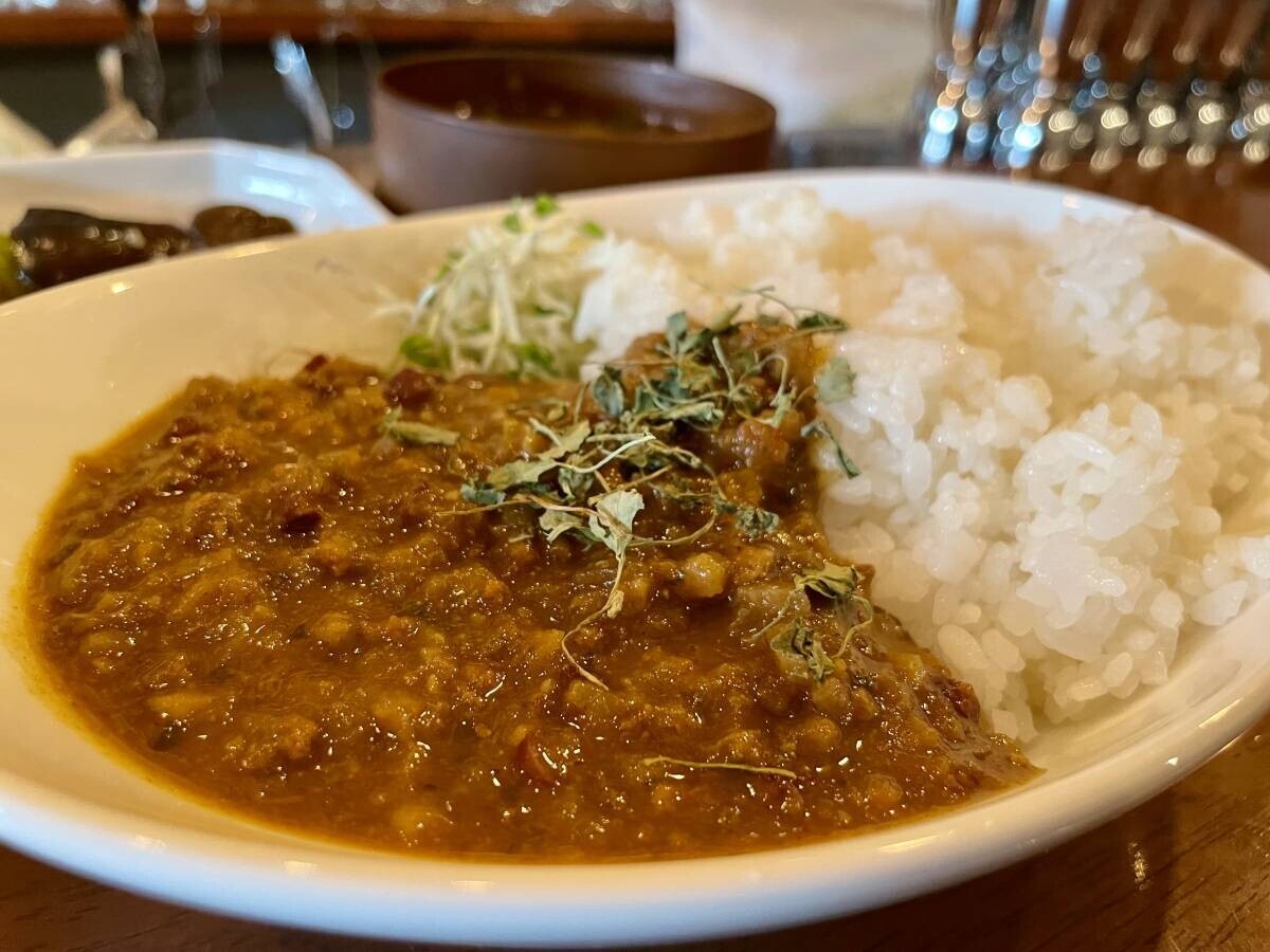 東京・水天宮前【破壊力抜群の薬膳】「ゆるうま薬膳そう」が移転オープン