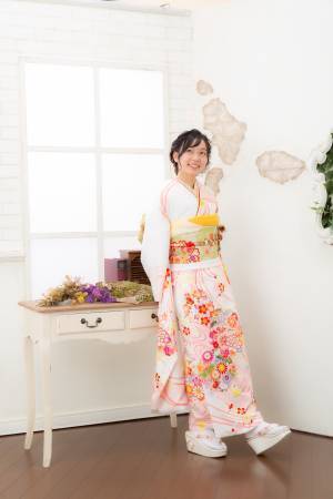 呉服屋運営の京都着物レンタル店・夢館　新春の前撮り・後撮り 枚数増量キャンペーン開始！