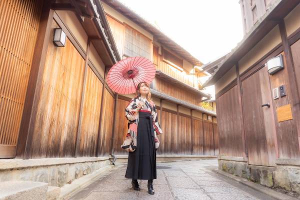 呉服屋運営の京都着物レンタル店・夢館　新春の前撮り・後撮り 枚数増量キャンペーン開始！