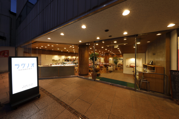 ＼“あの銘菓”と久世福がコラボ！／「ポロショコラ　宮城県産いちご＆ブルーベリー」発売【久世福商店】