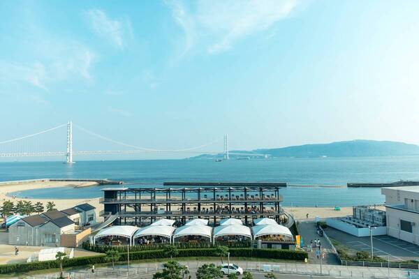 【BBQ&Co】神戸の富永貿易と地域連携で実現！「100%カジューハイ」×絶景BBQ！明石市大蔵海岸のBBQ場「ZAZAZA」で、7月1日から特製カクテル提供開始