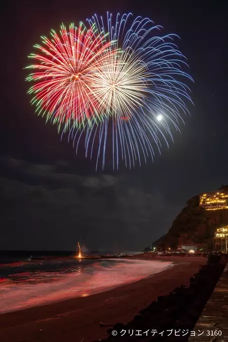 伊豆で力だめし～石曳道灌まつり花火大会～