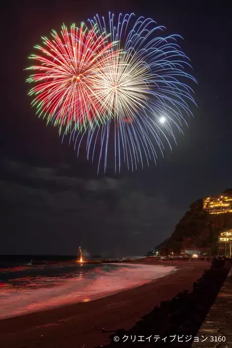 伊豆で力だめし～石曳道灌まつり花火大会～