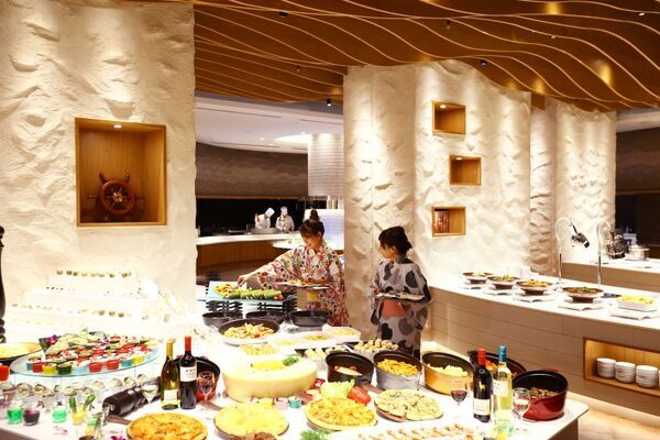 【大江戸温泉物語】が手掛けるオールインクルーシブの温泉リゾートホテル TAOYA志摩（三重県）とTAOYA西海橋（長崎県）で3月1日、 春のリゾートバイキングスタート！