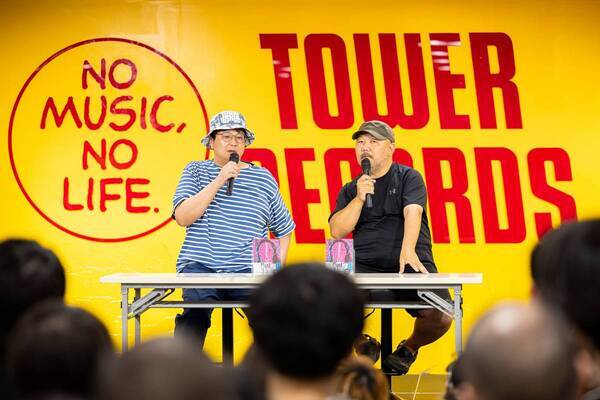 『フェイクドキュメンタリーQ』出版記念上映会&サイン本お渡し会に多数の考察ファンが殺到！