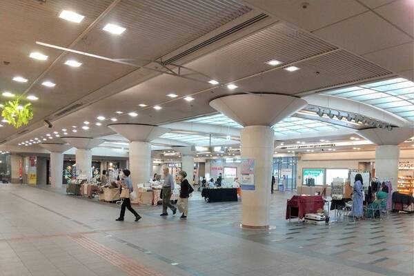 京都市営地下鉄東西線「京都市役所前」駅直結の地下街商業施設 「ゼスト御池地下街」のプロパティマネジメント業務を受託