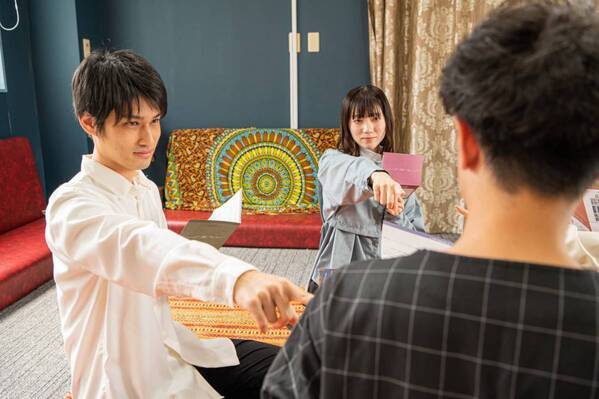 リアル脱出ゲームのSCRAPが贈る、謎に満ちたマーダーミステリー 『謎だらけのグランドホテルからの悲鳴』発売決定！ 謎を解いて秘密や証拠を入手し、事件の真相に辿り着け！