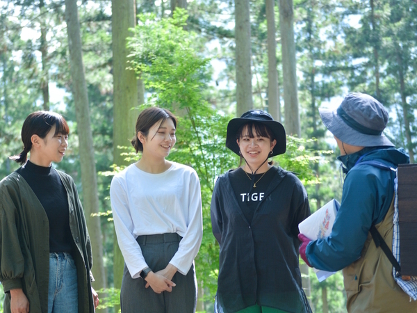 ＜絶景朝ごはん＞島根の温泉旅館ゆとりろ津和野×体験ツアーYu-naコラボ　津和野城跡トレッキング&朝ごはんプラン2024年4月5日より販売開始
