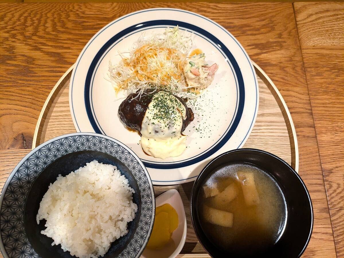 飯田橋【若き美人シェフが作る洋食ランチ】「ちょーと亭」オープン