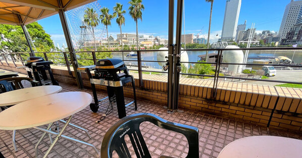 biid、みなとみらいの海に浮かぶ「横浜港ボートパーク ヘミングウェイ」にて4/27(土)~5/6(日)のGW期間限定で、地元に愛される”横浜クラフトビール”を販売！