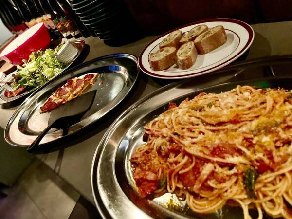 バブル期の六本木で名を馳せたディスコ姉妹が恵比寿に登場！バブルバー「チューズデイマスカレード」がオープン