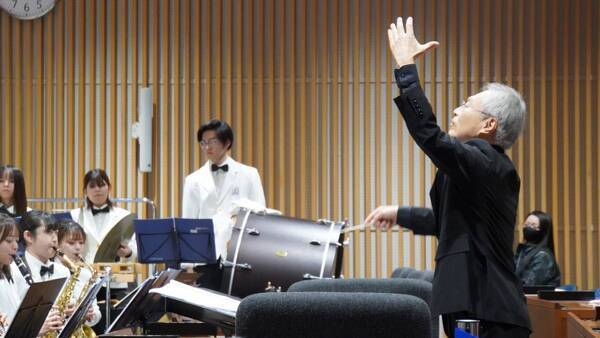 大阪国際大学・大阪国際大学短期大学部の吹奏楽部が守口市議会場コンサート「奏でるMORIGUCHI2025」で出演