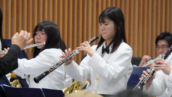 大阪国際大学・大阪国際大学短期大学部の吹奏楽部が守口市議会場コンサート「奏でるMORIGUCHI2025」で出演