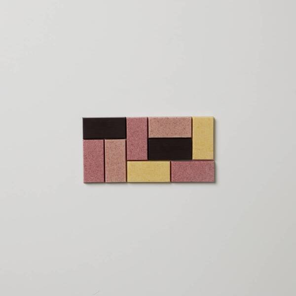 学生生活の甘酸っぱさやほろ苦さを「青春のフレーバー」に。 麗澤中学・高等学校の学生とマザーハウスのチョコレートブランド・LITTLE MOTHERHOUSEが 共同開発した「青春チョコレート」数量限定で発売。 2月23日（日）24日（祝）、生徒参加の販売会をマザーハウス本店で開催