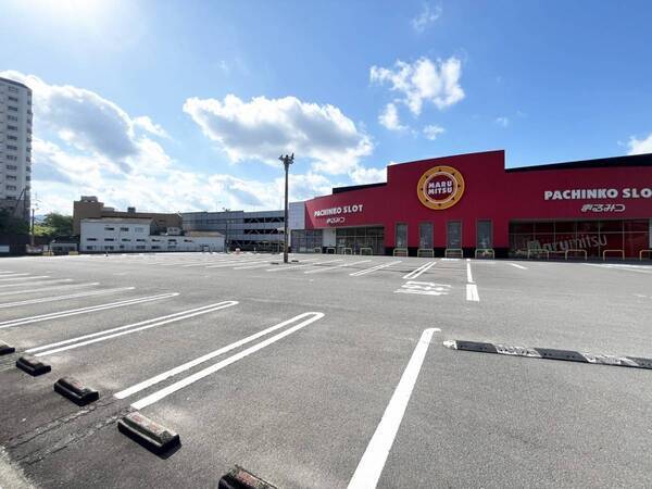 「まるみつ長与店」が災害時の地域防災拠点に  ― 駐車場・物資の無償提供で長与町と協定締結