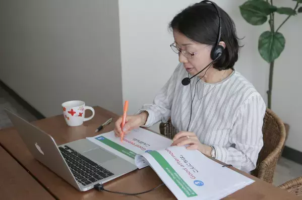 シニア世代の「話す力」と「脳の活性化」を応援 ！オンライン英会話QQEnglishが新カリキュラム「QQ脳トレ英語」を7月2日より提供開始