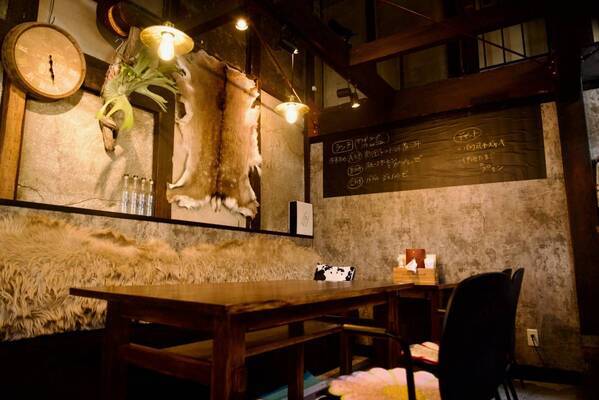 ジビエ料理も楽しめるスペインバル「Palomino」と分散型町屋ホテル「和乃リトリートひといき」がコラボレーションプランを販売開始