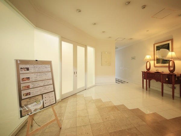 軽井沢のホテルでチョコレートのプロ厳選のホットチョコレートを堪能！ バレンタイン特典付きプラン販売開始｜～2025年3月15日まで