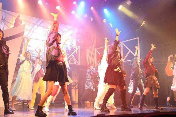 長南舞＆美月まりも 主演　ぱすてるからっとproduce 南の島×魔法×ミステリーエンタメ舞台『泡とラムネとレモネード』8月に上演！