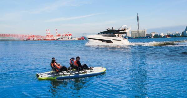 海から見上げる感動の瞬間！35年ぶりのブルーインパルス展示飛行を大阪北港マリーナで観覧しよう！