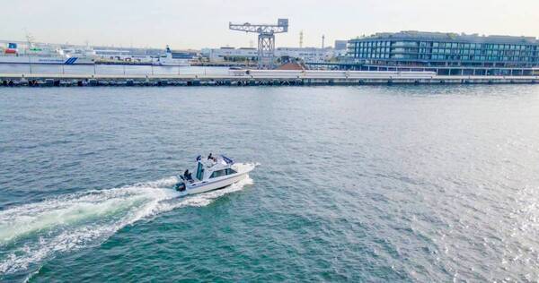 横浜港ボートパークにおいて新たな海上交通の実証実験を実施中 – 無料運航で観光および交通環境の改善を目指す