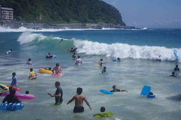 【東伊豆町】海水浴場・花火大会　夏のイベント情報