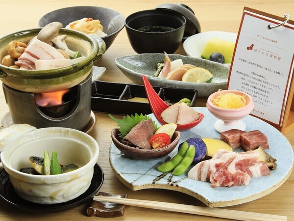 島根・津和野温泉の旅館が“1泊3食付き親孝行プラン”販売　地元飲食店でのランチも愉しめる｜～2025年2月28日まで