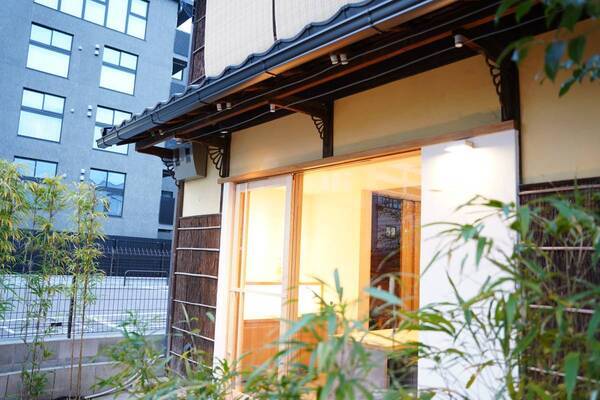 大阪・関西万博へ向けた関西ミードシリーズ第二弾 大阪府柏原市で採れたさくら蜂蜜で造った華やかなお酒『The MEAD 大阪桜』新発売