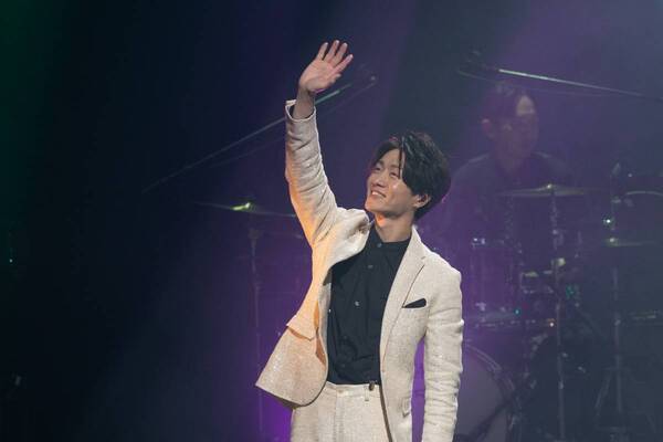 真田ナオキ、目標は「高く翔ぶ！」歌手デビュー10年＆メジャーデビュー5年、W周年の幕開け！