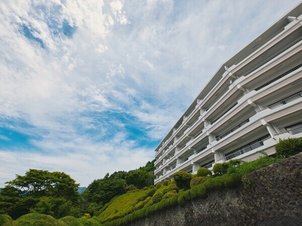 箱根仙石原の癒し宿にて【薬膳鍋・ハーブ蒸し】お食事プラン販売開始　自然の力でパワーチャージ｜2025年9月12日宿泊分より