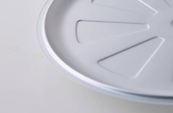 オレンジぺージ「うまくいくふた」7/18発売 植松良枝とのコラボで料理が“うまくいく”オリジナルふた開発