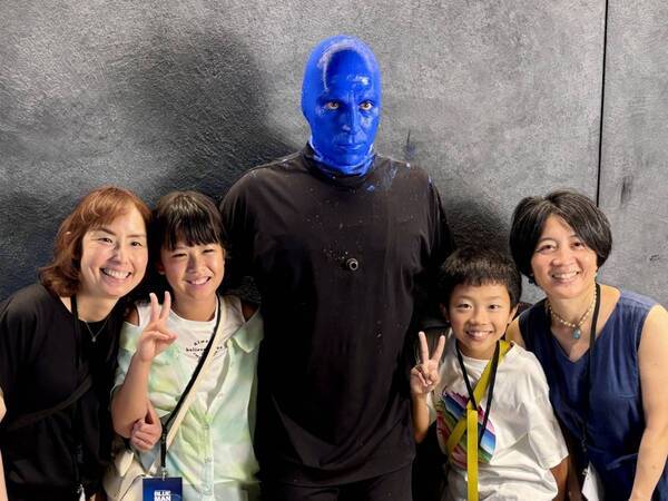 ブルーマン、歌舞伎町BON ODORIに電撃参戦！東京おとめ太鼓とのコラボで会場が熱狂！