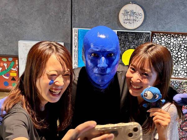 ブルーマン、歌舞伎町BON ODORIに電撃参戦！東京おとめ太鼓とのコラボで会場が熱狂！