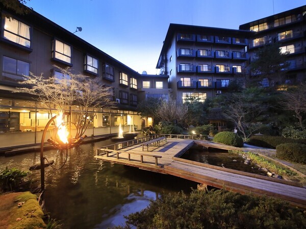 【日本庭園で夕涼みBBQ】広島・竹原の温泉宿にて夏限定プラン販売｜2025年7月～9月30日まで