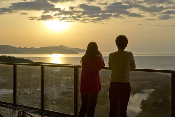 2025年新しい一年の扉を開く、上質な時を刻む大人宿。【絶景と美食】海の京都・夕日ヶ浦温泉「佳松苑 別邸ふうか」