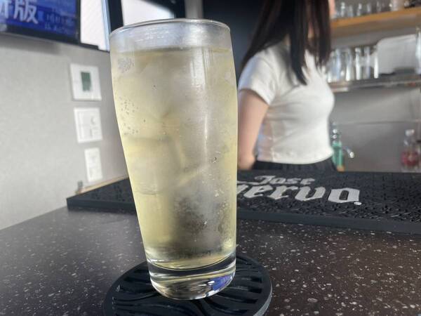 YouTuberえり氏が実店舗に進出！「ハイボールモンスター」ついに実体化――日曜限定バー、歌舞伎町にてオープン