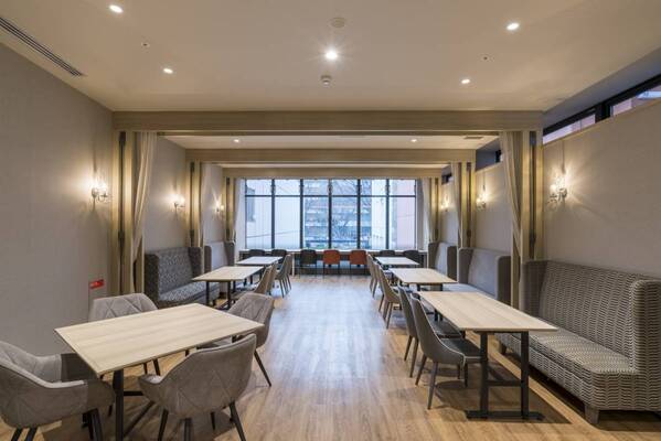 ホテル京阪 仙台 「SAKEサーバー」で宮城県の日本酒を味わう