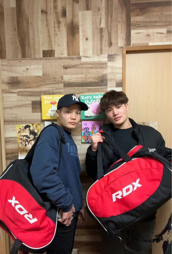 RIZINファイターをはじめ、多数の格闘家が愛用する３つの商品に新色が登場！