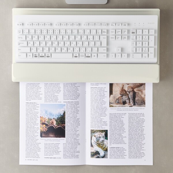 デスクスペースを効率的に活用できる『キーボードスタンド』を新発売