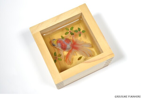 【大阪会場開幕】深堀隆介展　水面のゆらぎの中へ　世界に一つ！“金魚酒“新作を特別販売！