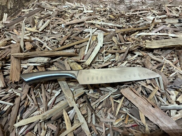 【日本初】 "包丁"投げ放題！物壊し&斧投げBARで8月12日(火)より提供スタート！