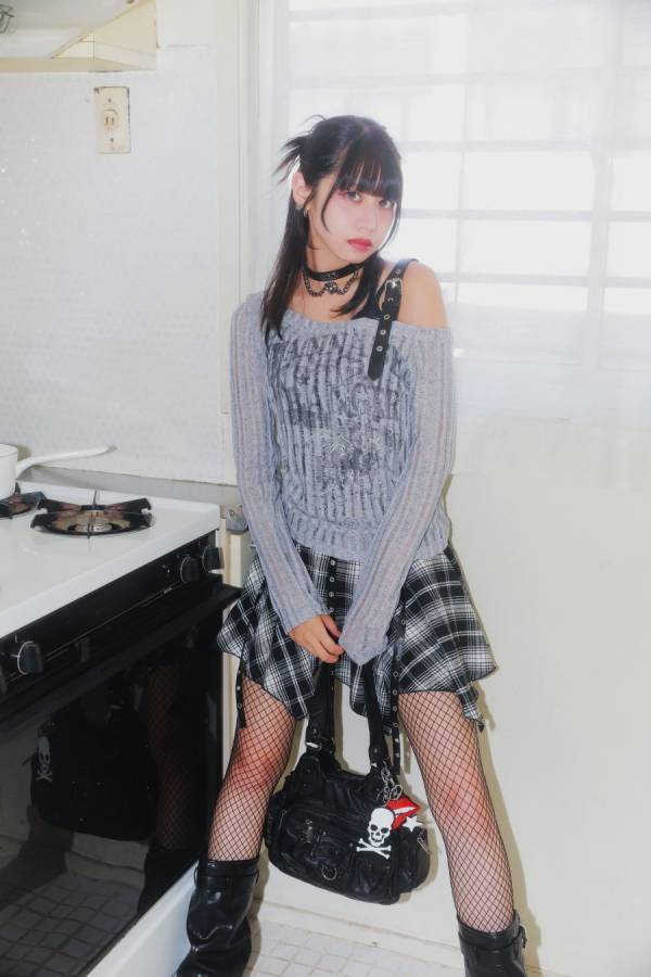 SPINNSが提案する秋の新ジャンル“真逆なふたりの夢とリアル” 『Romance Punk』始動